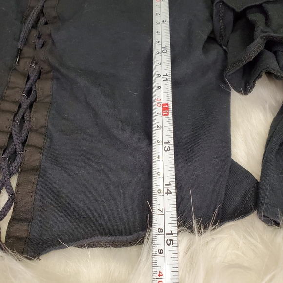 Invisible Ruffle Top - Picture 5 of 7